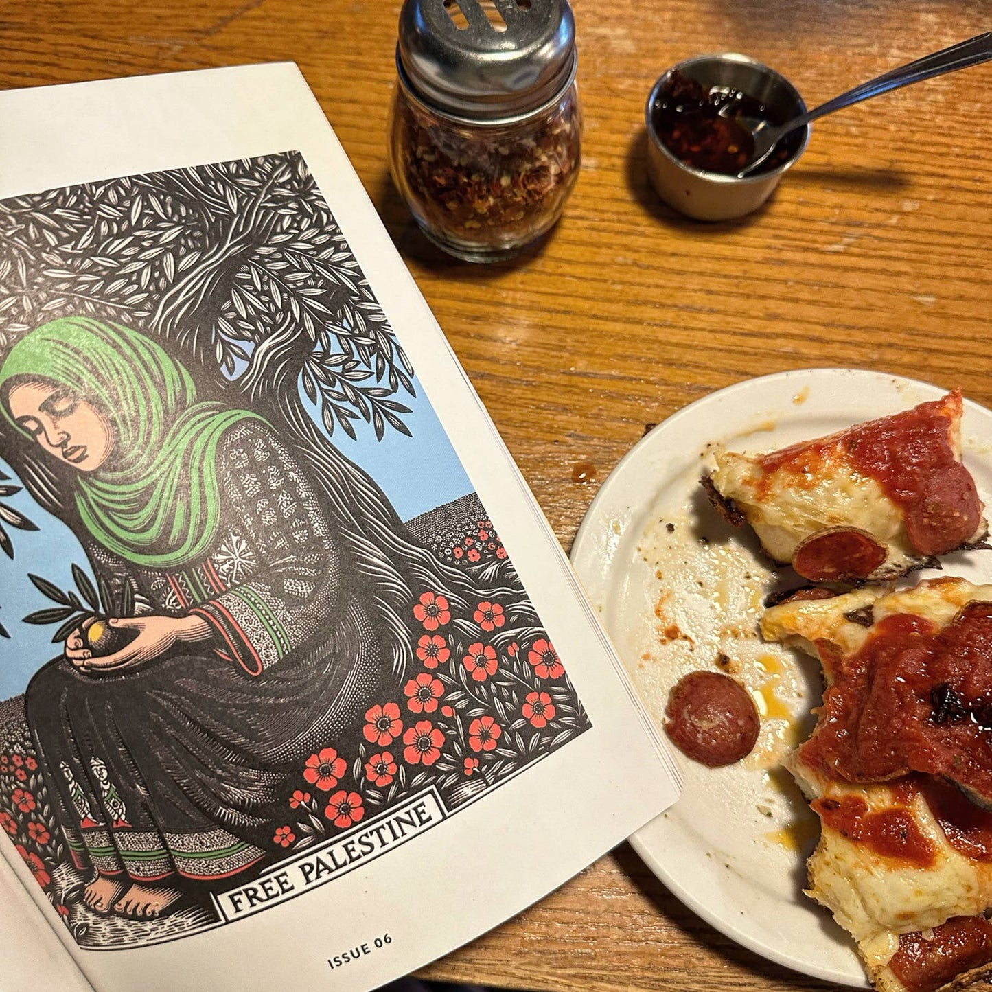 Kitchen Table #6: The Pizza Issue | Food Magazine