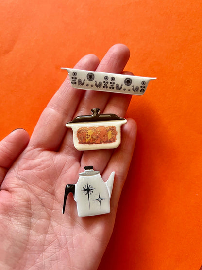 Handmade Vintage Inspired Cookware Magnets: 13 lucky in love